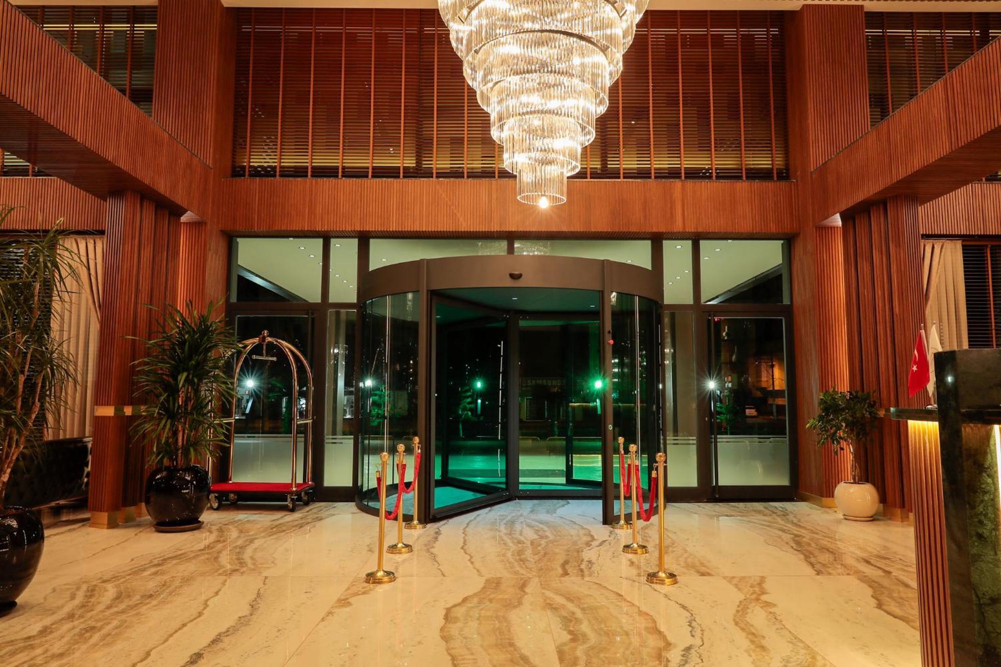 Park Dedeman Mersin Marina Çiftlikköy Exterior foto