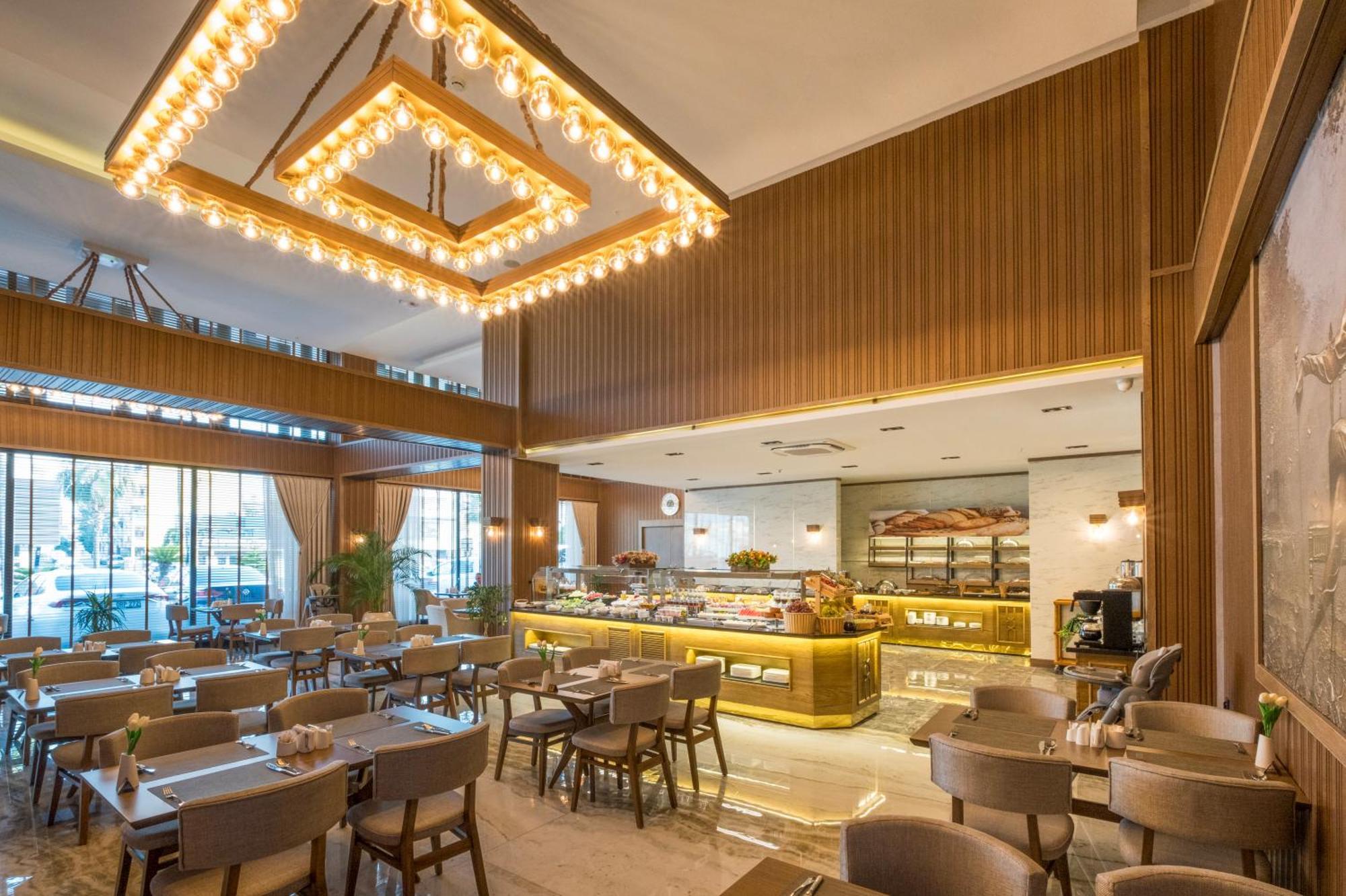 Park Dedeman Mersin Marina Çiftlikköy Exterior foto