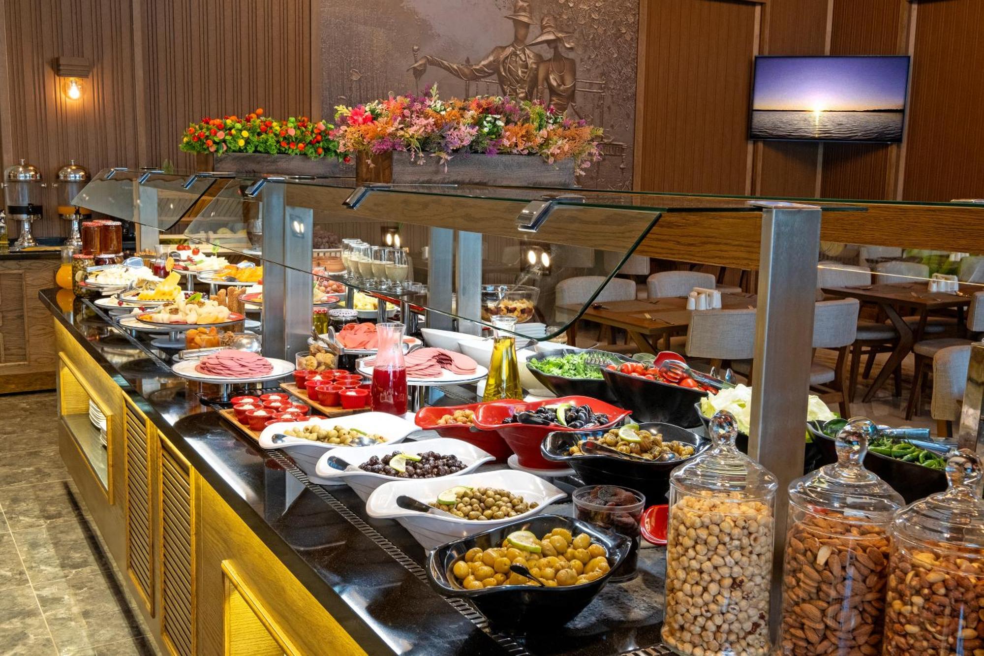 Park Dedeman Mersin Marina Çiftlikköy Exterior foto