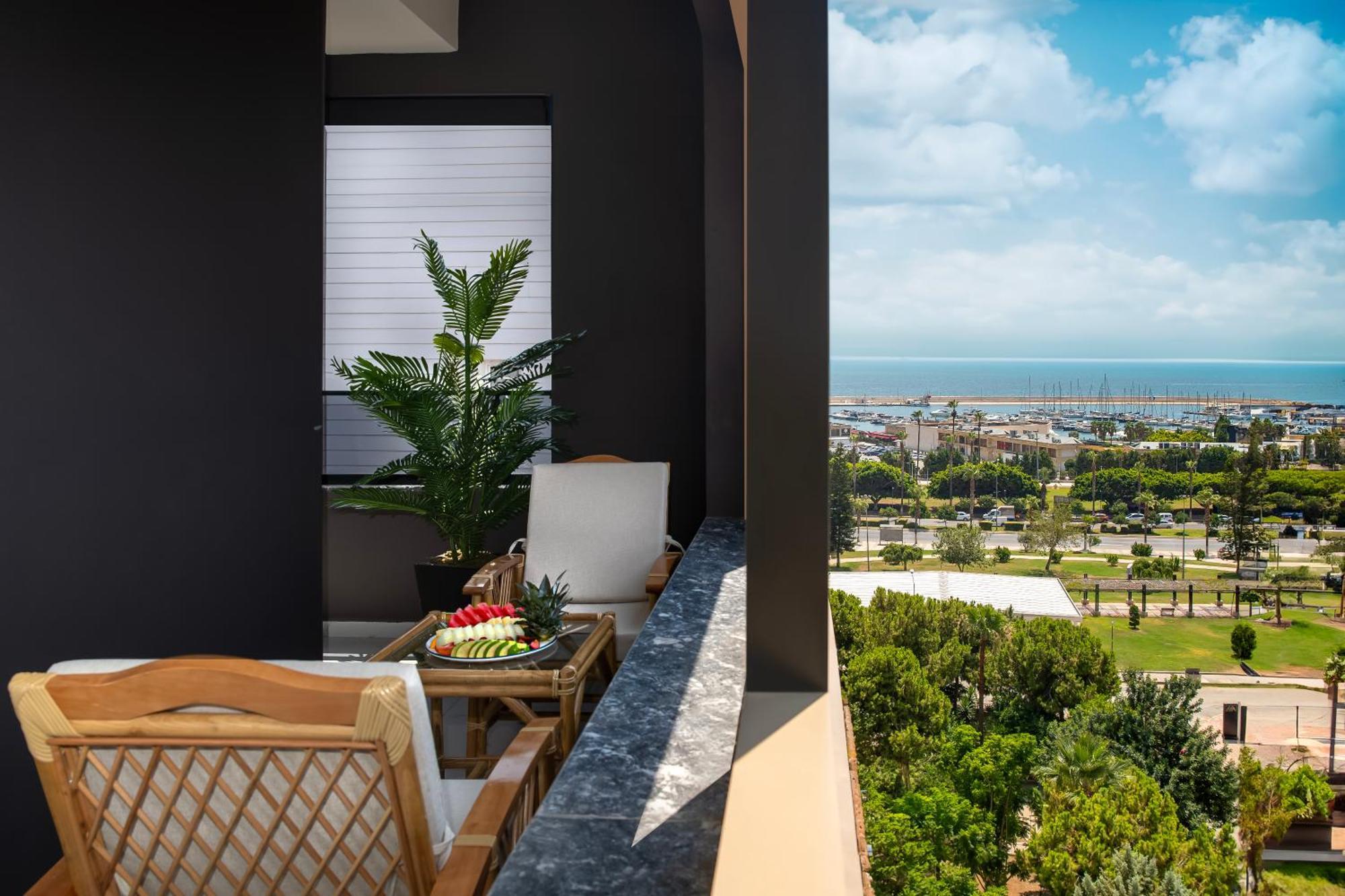 Park Dedeman Mersin Marina Çiftlikköy Exterior foto